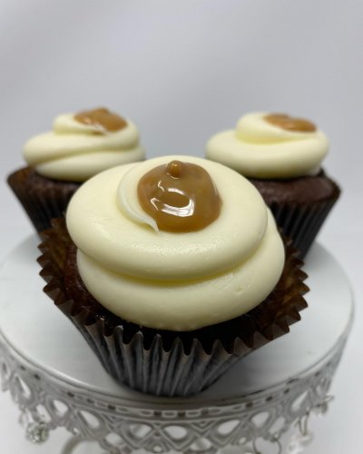Carousel post from famous_creations_catering.