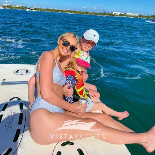 Photo post from vistayachts.
