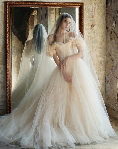 Photo post from jolibride.