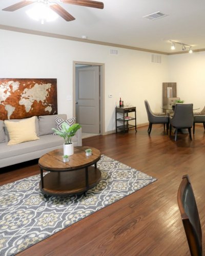 Carousel post from aggierelo.