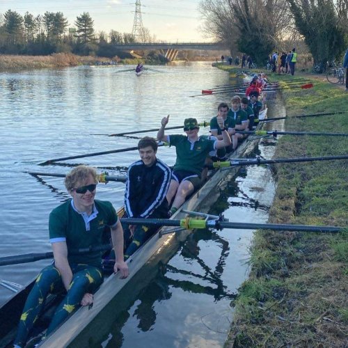 Carousel post from queensboatclub.