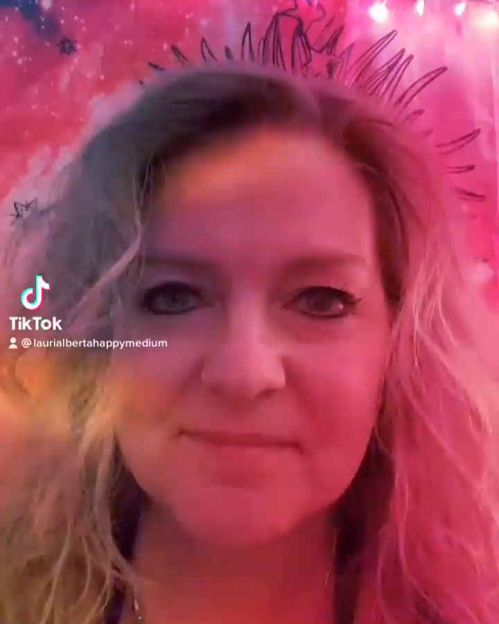 Video post from laurialbert_happymedium.