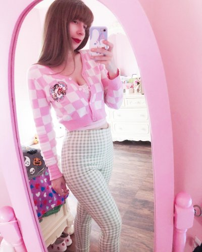 Carousel post from margaritabloom.