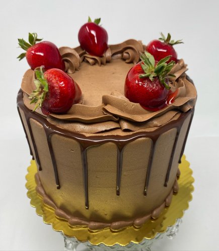 Carousel post from famous_creations_catering.