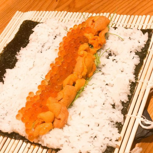 Carousel post from kappou.tonbo.