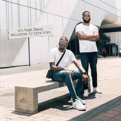 Carousel post from festival_mall.