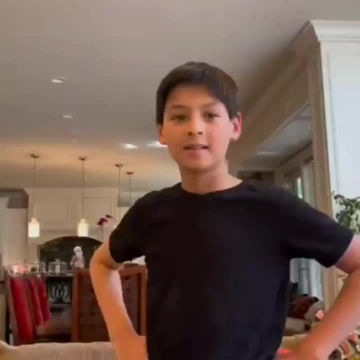Video post from craigscurlingshoes.