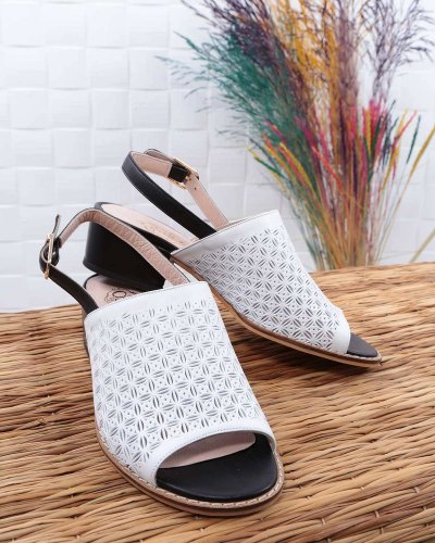 Carousel post from ossoshoes.