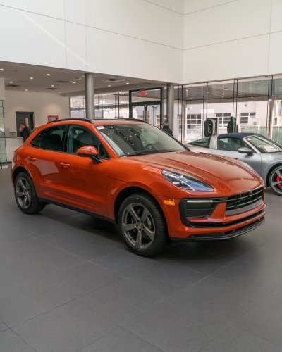 Carousel post from porschewarrington.