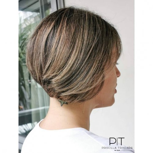 Carousel post from trindadehairstylist.