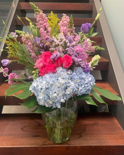 Carousel post from la_gifteria.