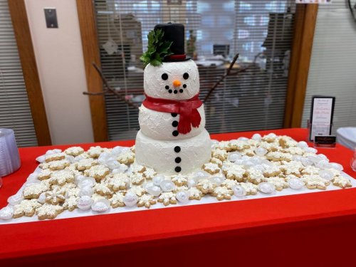 Photo post from marquettescakestudio.