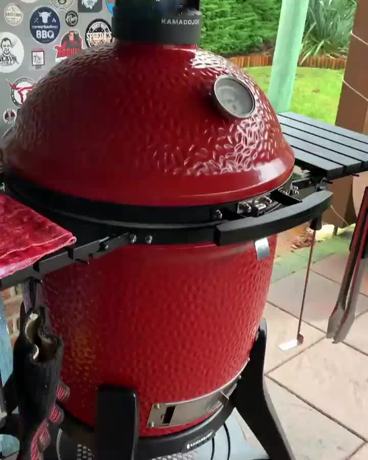 Carousel post from ottebbq.