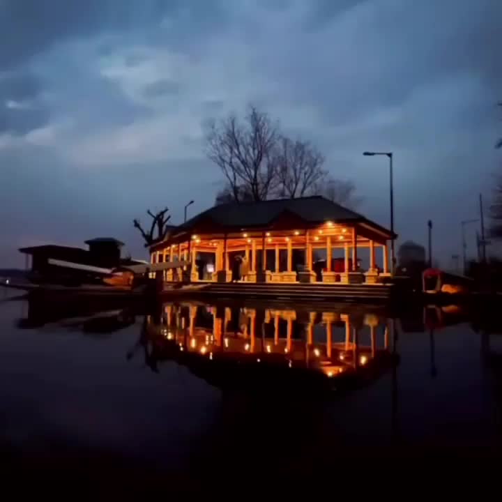 Video post from nazneengroupofhouseboats.