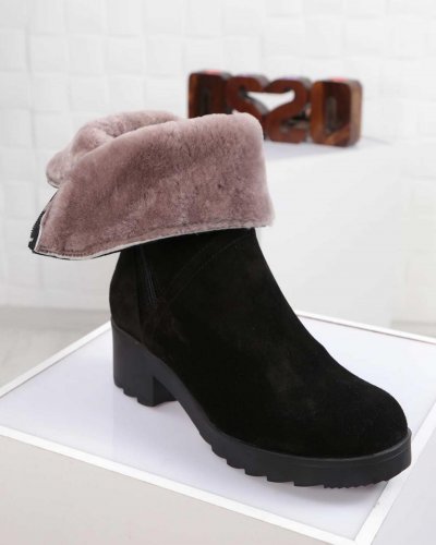 Carousel post from ossoshoes.