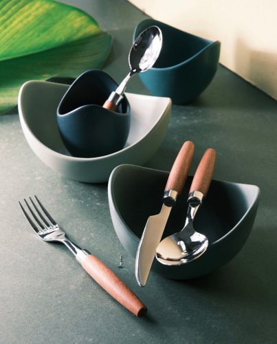 Carousel post from crane_living.