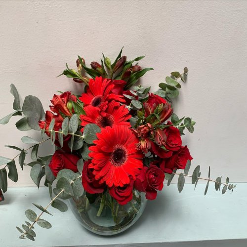 Carousel post from la_gifteria.