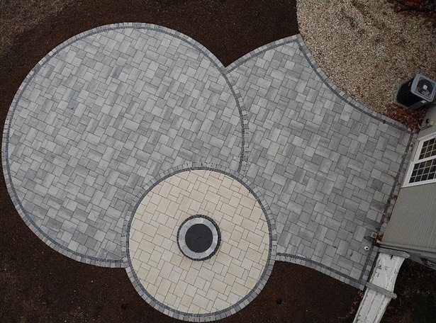 Carousel post from techobloc.