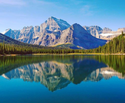 Carousel post from taucktravel.