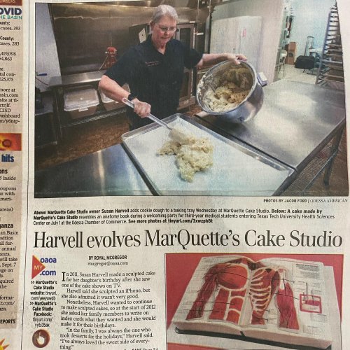 Photo post from marquettescakestudio.