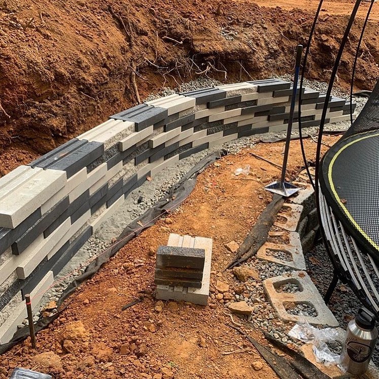 Carousel post from techobloc.