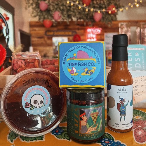 Carousel post from zuckercreme.