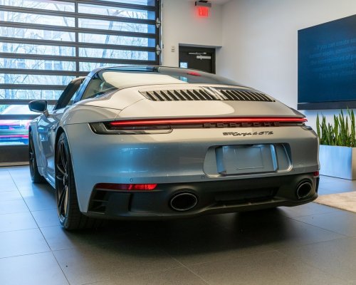 Carousel post from porschewarrington.