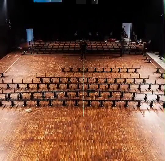 Carousel post from aurrome.