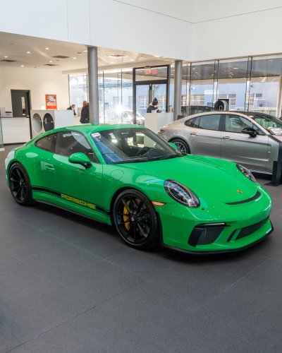 Carousel post from porschewarrington.