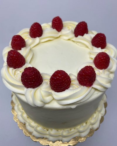 Carousel post from famous_creations_catering.