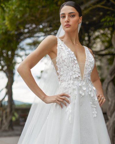 Photo post from jolibride.