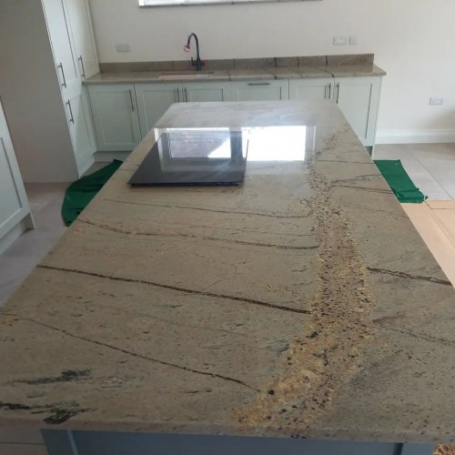 Carousel post from ellocoworktops.