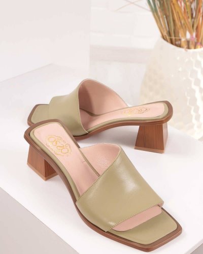 Carousel post from ossoshoes.