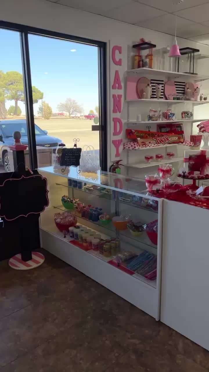 Video post from marquettescakestudio.