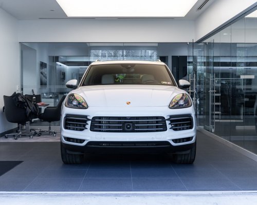 Carousel post from porschewarrington.