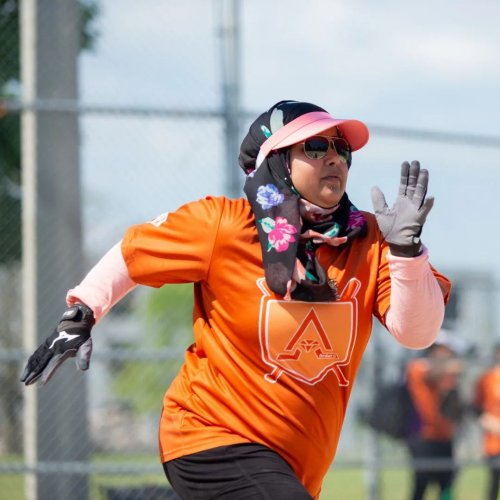 Photo post from sisterhoodsoftball.