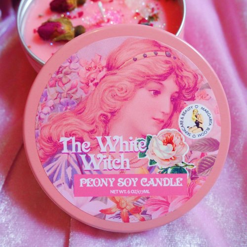 Carousel post from margaritabloom.