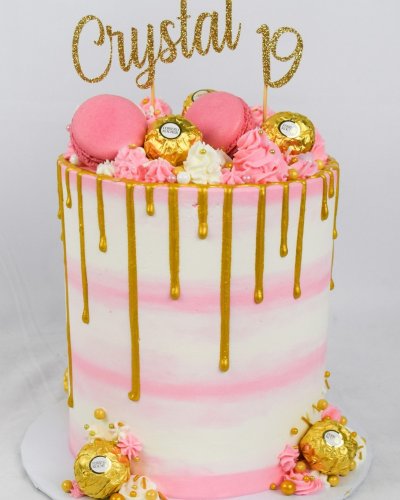 Photo post from marquettescakestudio.