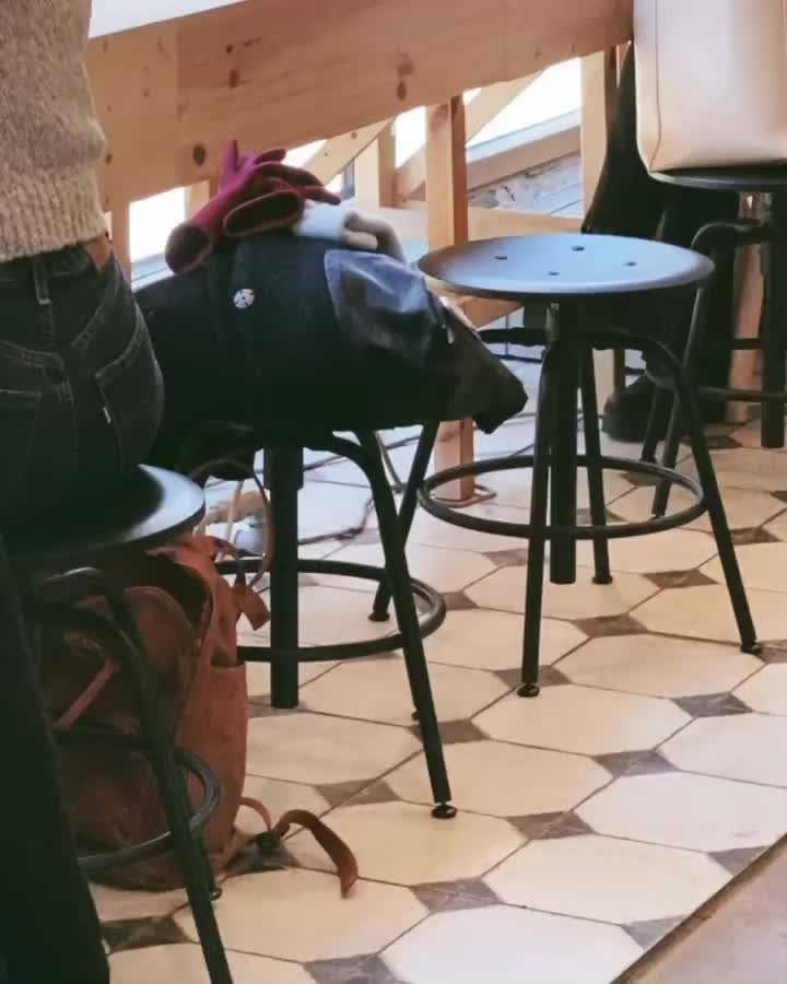 Video post from uno_fika_butik.