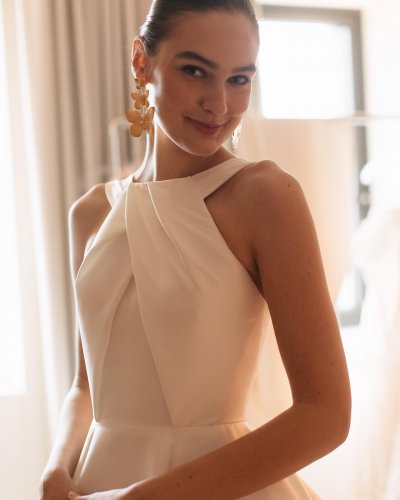 Photo post from lelitebridal.