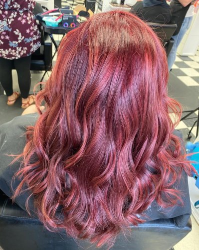 Photo post from hairbyjessenia.