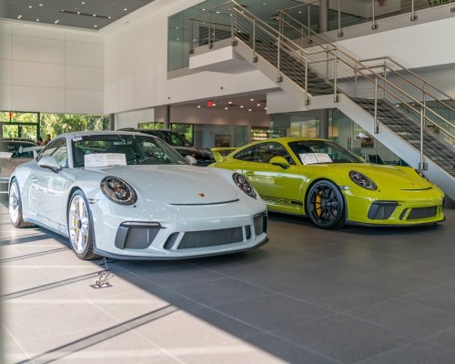 Carousel post from porschewarrington.