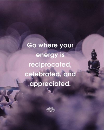 Carousel post from yogadownload.