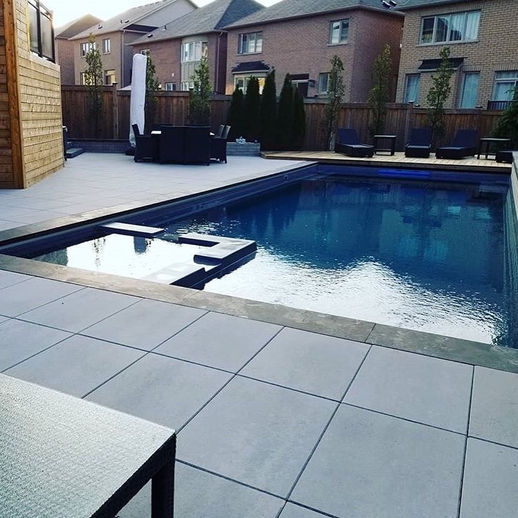 Carousel post from techobloc.