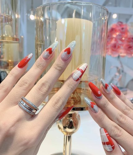Photo post from desaronsalon.