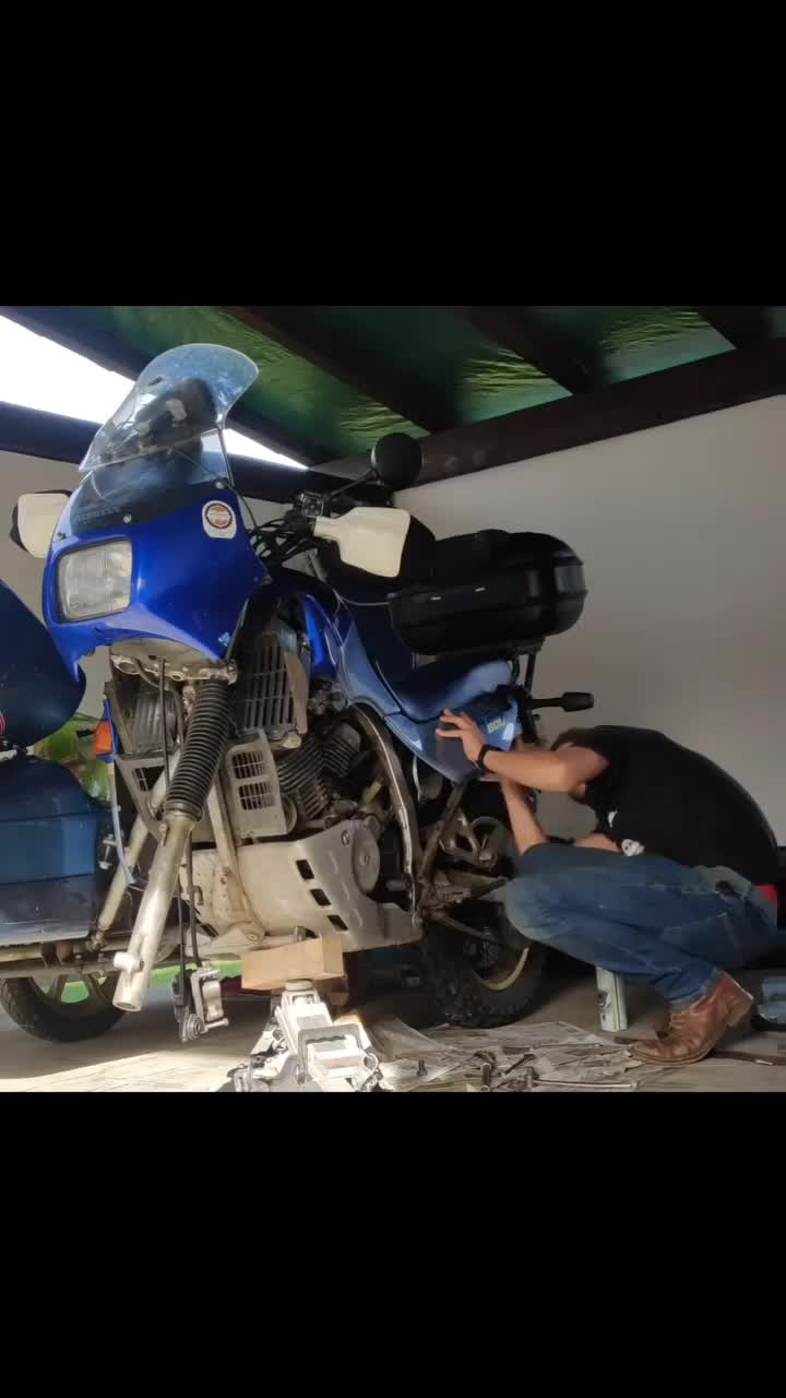 Video post from motorbikepacker.