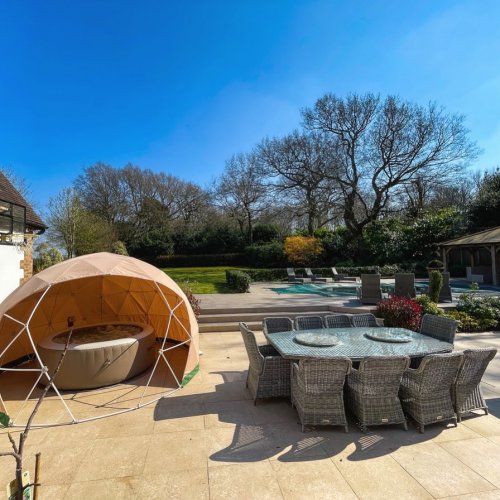 Photo post from eazyeventhire.