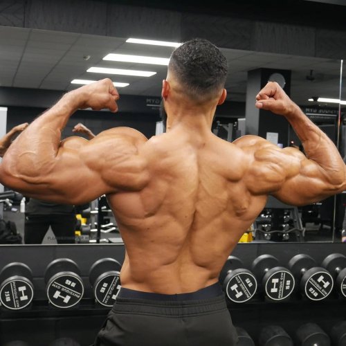 Carousel post from ph_gains.