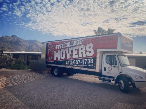 Photo post from fivecollegemovers.