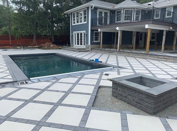 Carousel post from techobloc.